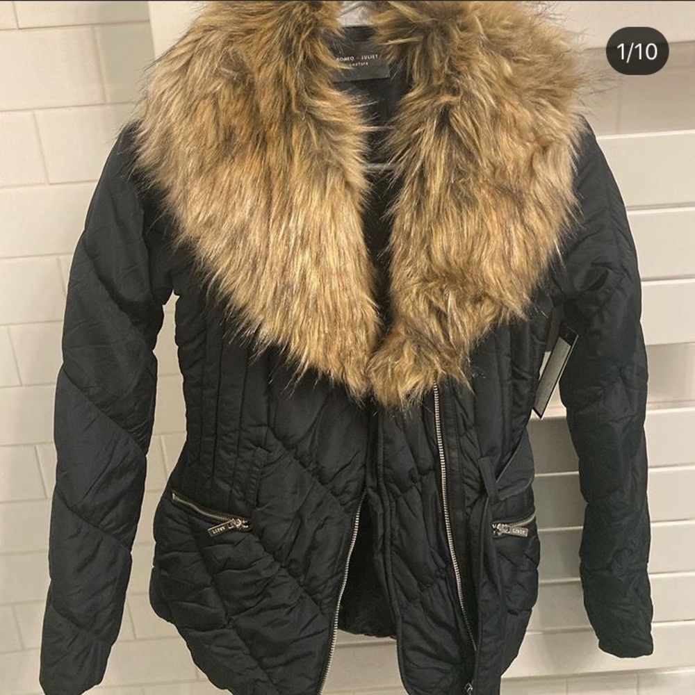 Black bomber with faux fur